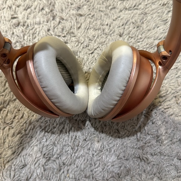 Bose quietcomfort rose gold - Picture 3 of 3